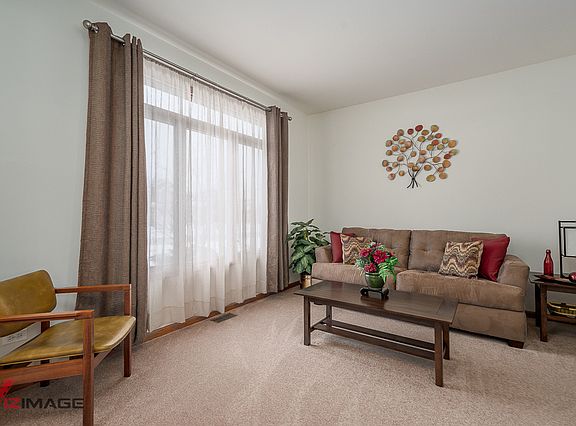 3rd image of 2861 Cole Ln