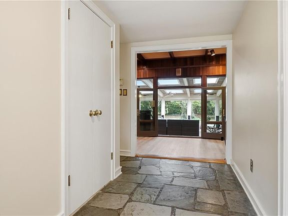 5th image of 4313 Faigle Rd