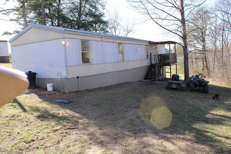 1st image of 28 Mansfield Ln