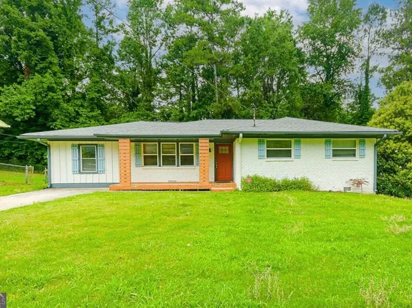 1877 Glenmar Dr, Decatur, GA 30032