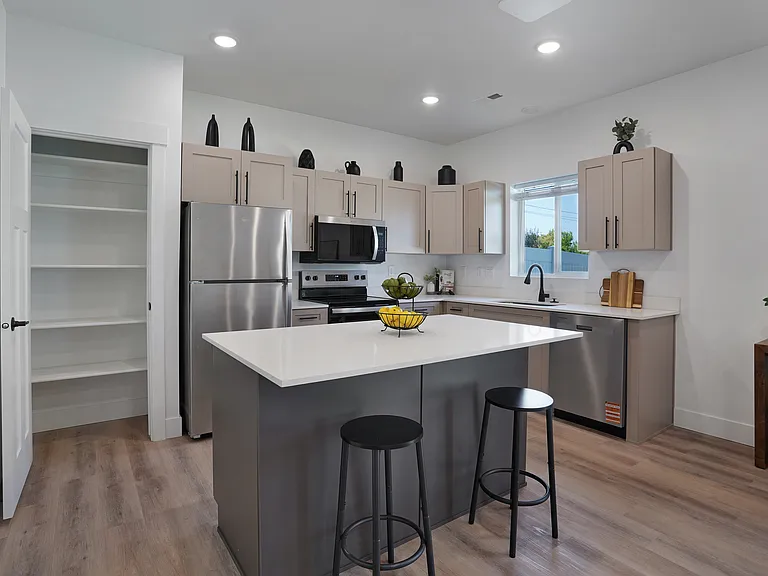 Valo At Bellin Townhomes — Photo 15