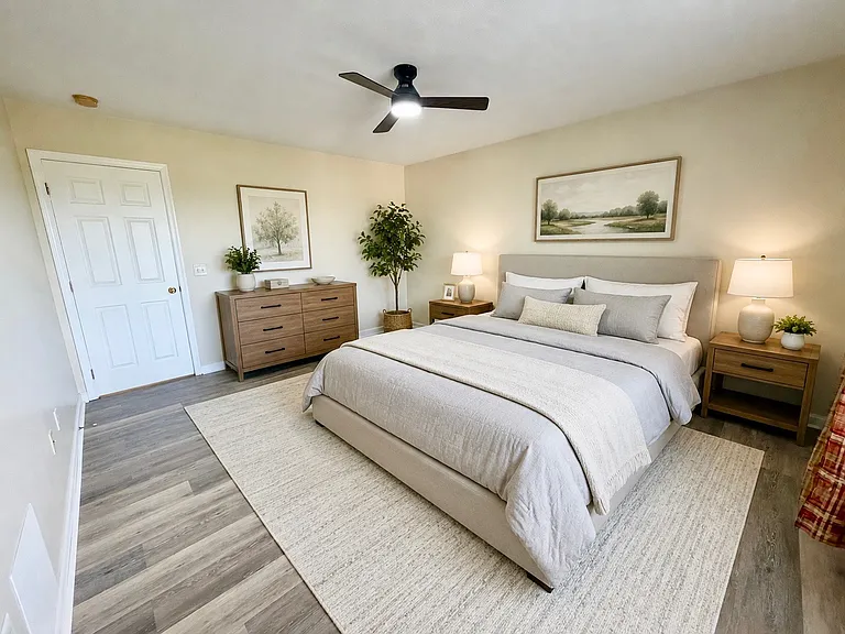 525 Pointe Dr — Photo 9