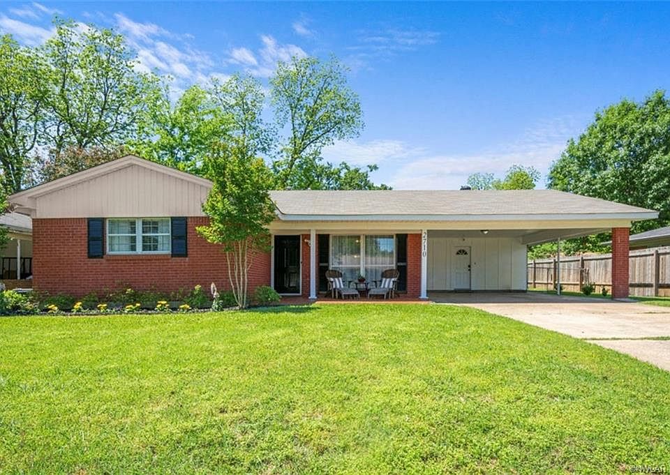 1st image of 2710 Alvin Ln