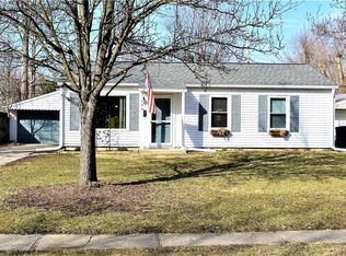 740 Maple Ln, Mooresville, IN