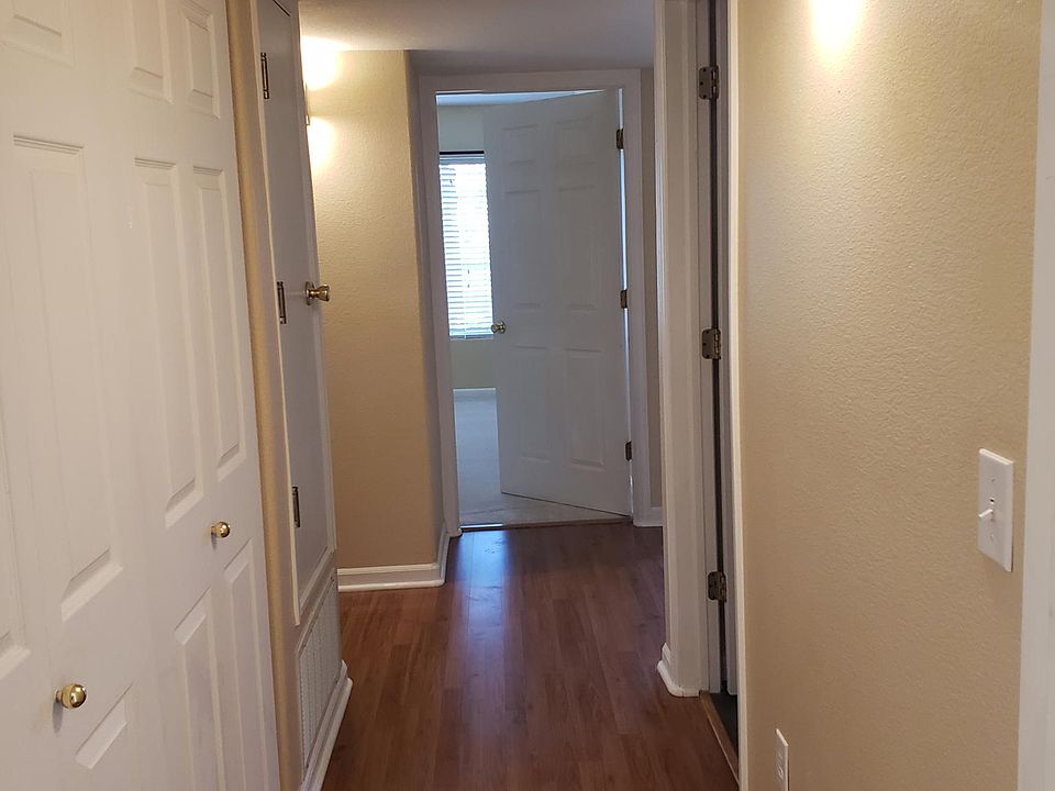 Washer/Dryer in-unit