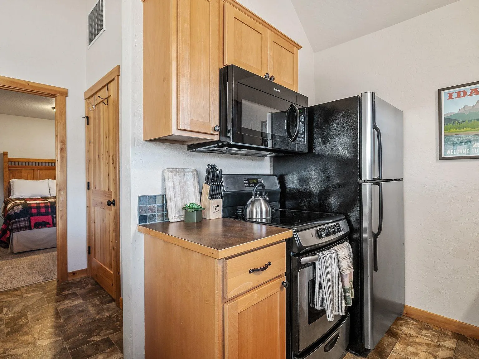 2 bed, 540 sqft, $1,695 — Photo 3