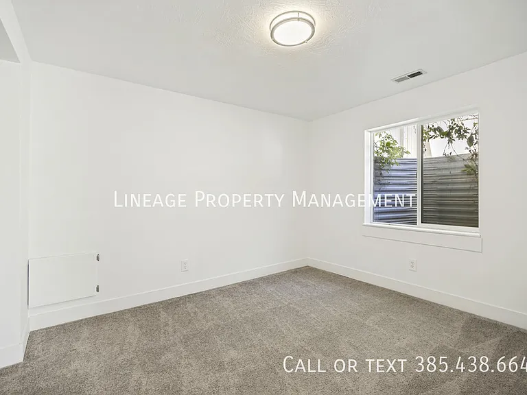 13863 Kessler Peak Dr #B — Photo 7