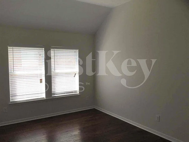 21735 Orange Maple Ct — Photo 9