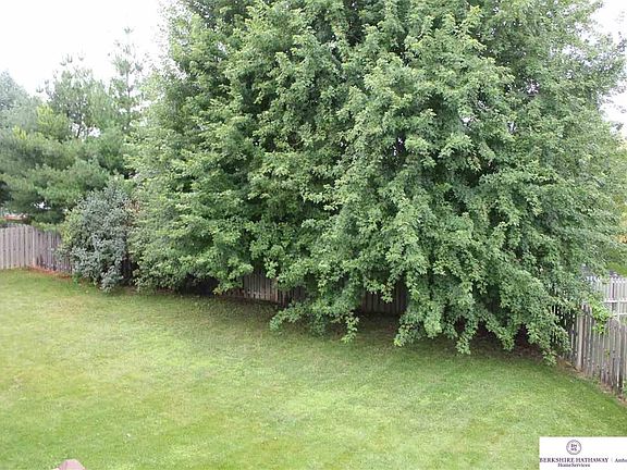 5th image of 508 S 188th Cir