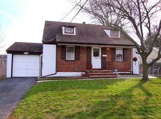 433 Brooklawn Ave, Roselle, NJ 07203