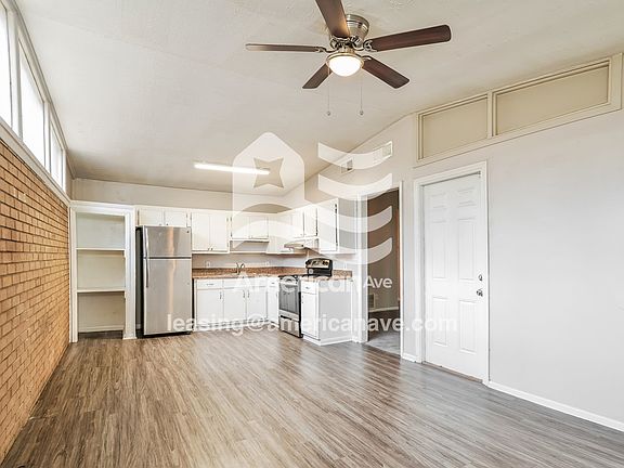 14350_004_dining_room_4.jpg