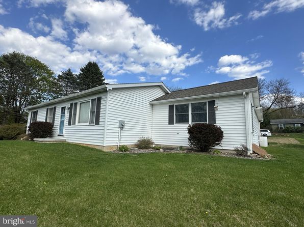 117 Mitch Ave, State College, PA 16801