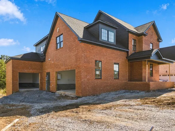 1215 Ben Forkum Dr #32, Lebanon, TN 37087