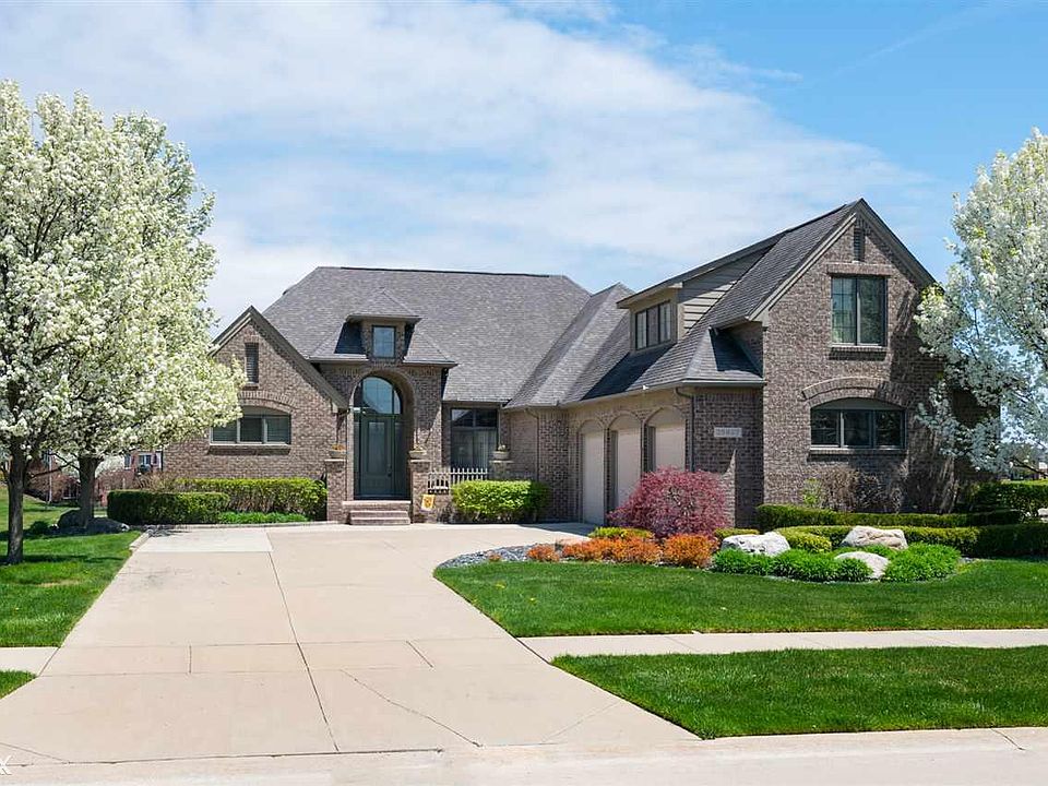 1st image of 35827 Windridge Dr