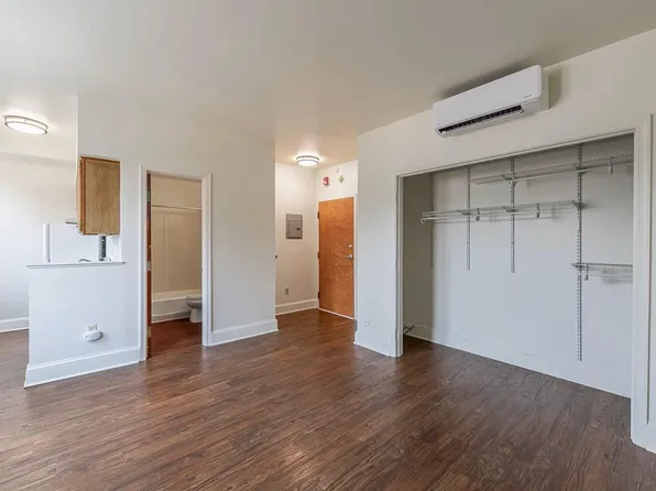 876 W Lancaster Ave APT 20, Bryn Mawr, PA 19010