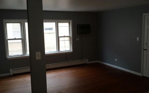 2nd image of 4032 Joliet Ave APT 3