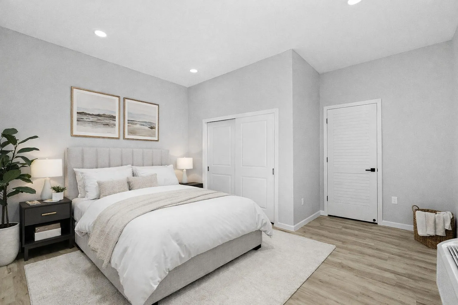 208 West 7th St - Unit 2E — Photo 2