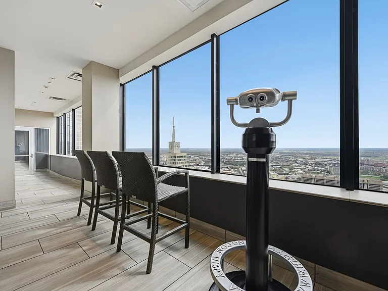 LTV Tower Apartments — Photo 70