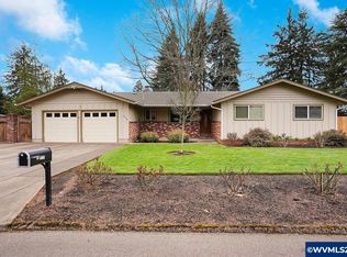 1214 NE Springwood Dr, Albany, OR 97321