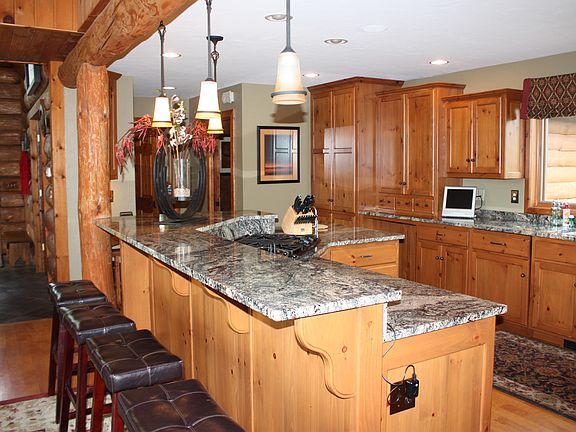 Gourmet Kitchen