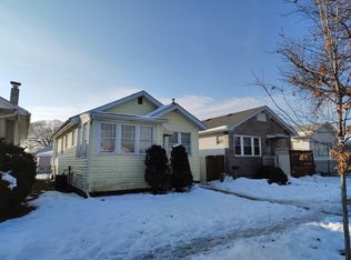 5541 W Grace St, Chicago, IL 60641