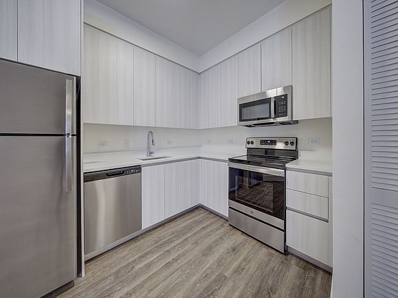 2nd image of 600 E Dania Beach Blvd #710