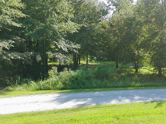 4th image of 171 County Road 1011