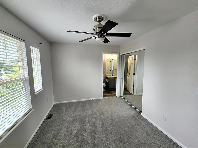 10639 Cherrybrook Cir — Photo 13
