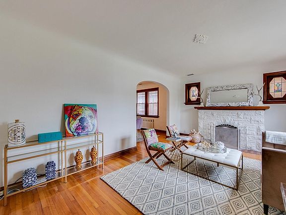 4th image of 5712 Goethe Ave