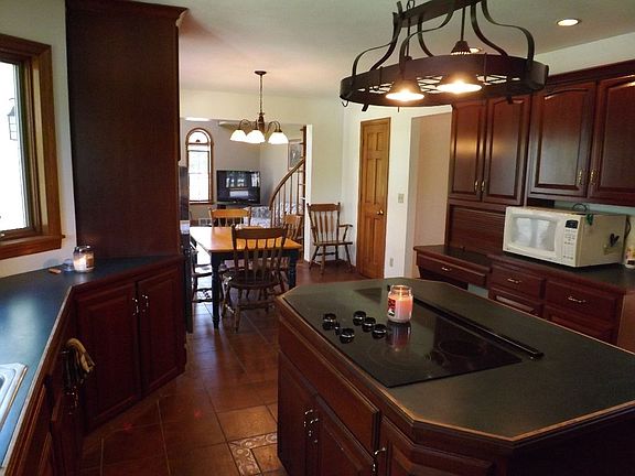 Kitchen to family room