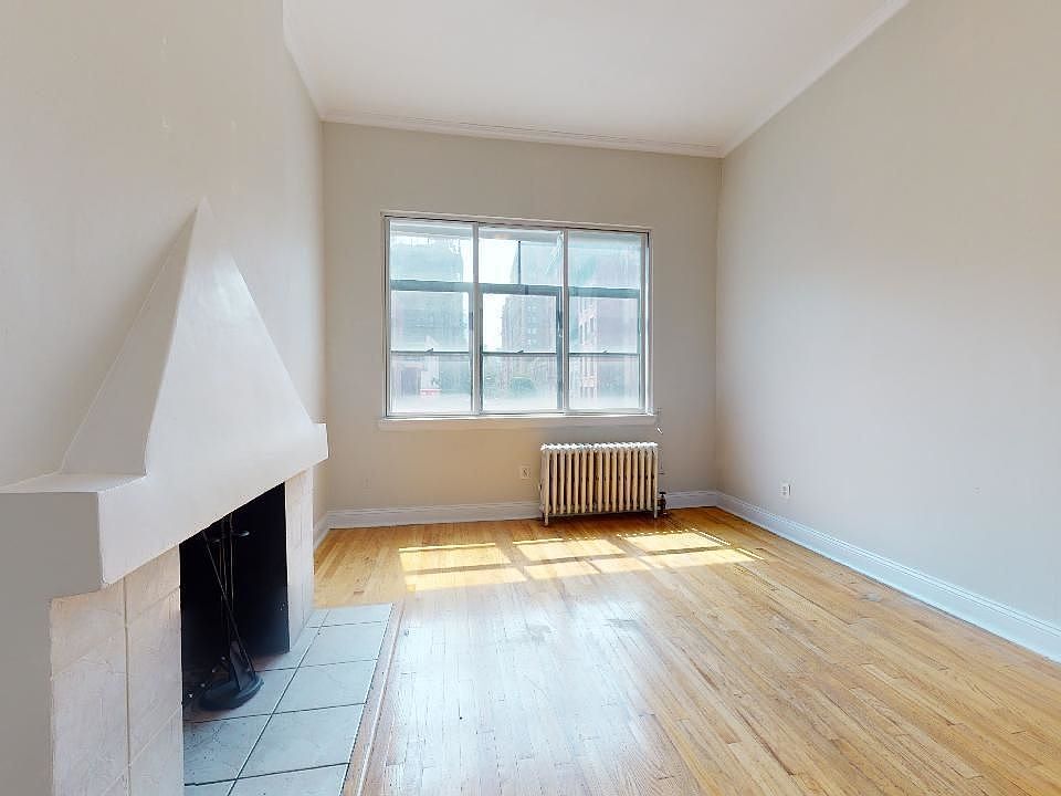 2nd image of 31 W 8th St #3-1