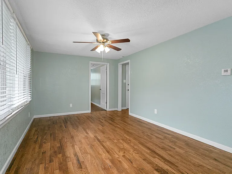 9008 E Gregory Blvd — Photo 3