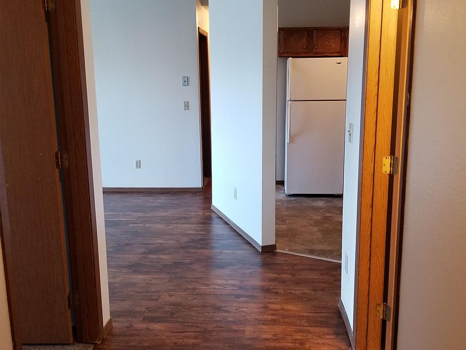 1st image of 402 Village Dr APT 307