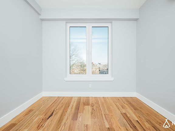 4th image of 1557 Fulton St APT 7D