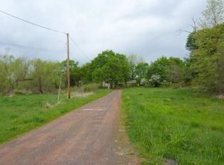 37 Hampton Corner Rd, Ringoes, NJ 08551