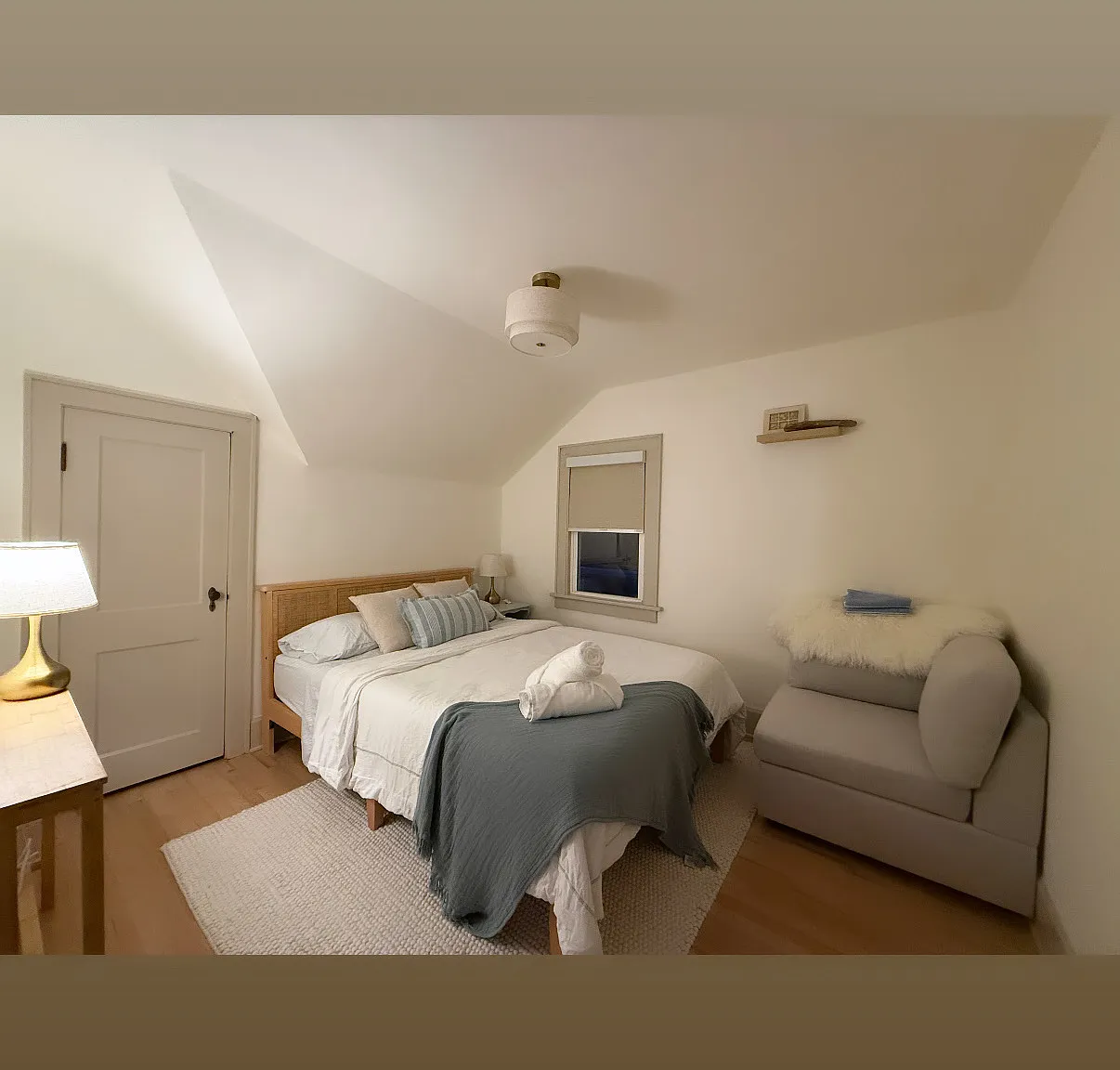 3 bed, 1100 sqft, $3,200 — Photo 1