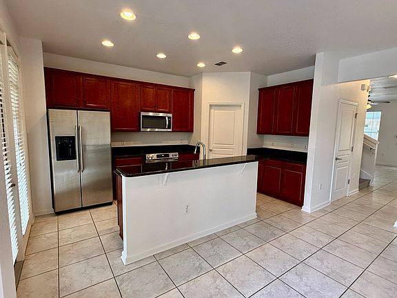 4th image of 12722 Salomon Cove Dr