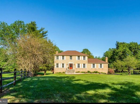 4187 Stepney Dr, Gainesville, VA 20155