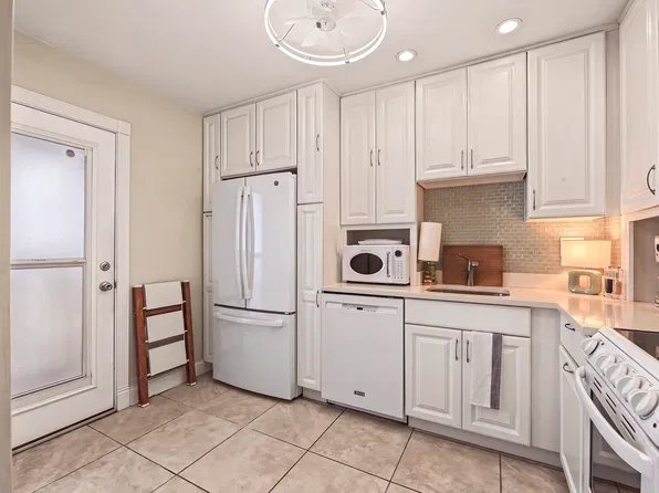 2601 S Roosevelt Blvd APT 610A, Key West, FL 33040