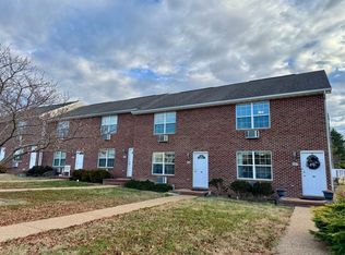 1027 Shenandoah St APT 107, Harrisonburg, VA 22802