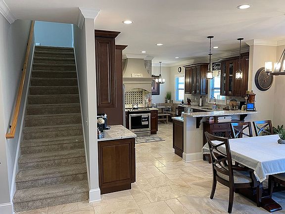 5th image of 1746 Whitewater Ct