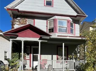 64 Roycroft Dr, Rochester, NY 14621