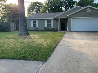 1689 N Timberridge Ct, Fayetteville, AR 72704