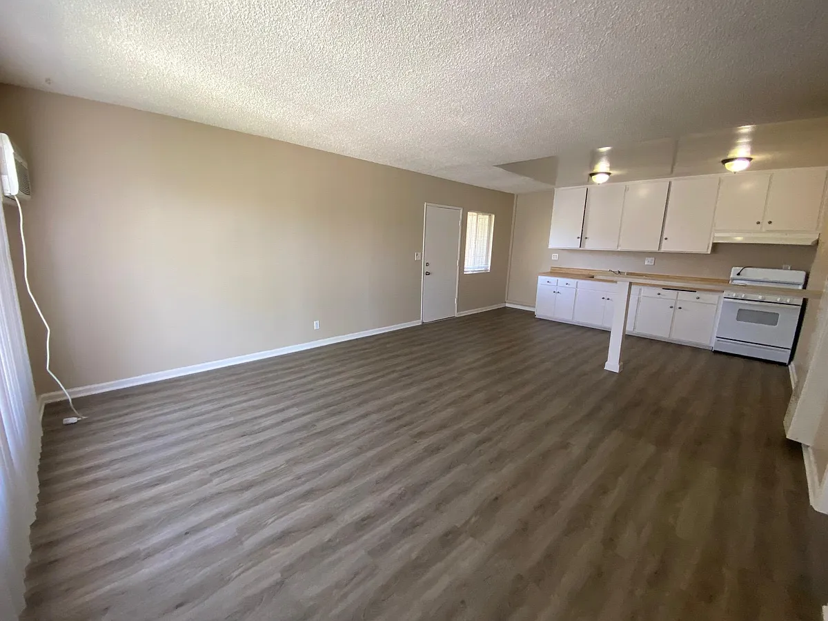 Building Photo - 120 E Wilken Way #4