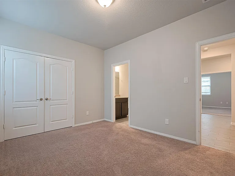 31415 Conover Dr — Photo 31