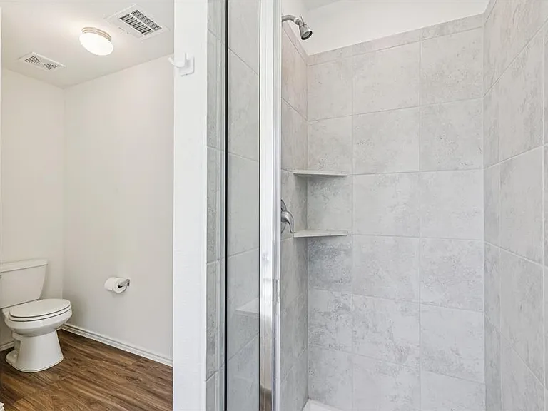 138 George Kimble Cv — Photo 23