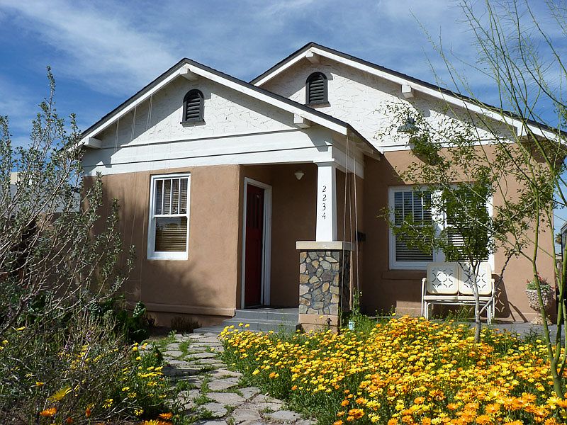 Garden path to entryway