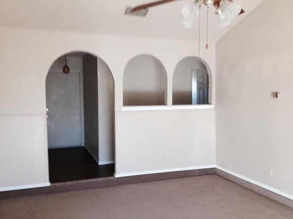 4th image of 2316 Yale Dr