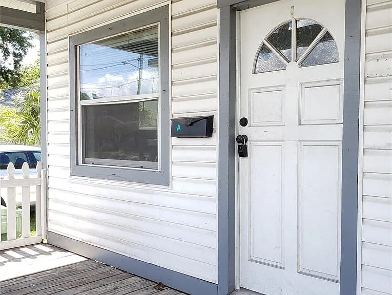 2403 Durham St #1 — Photo 2