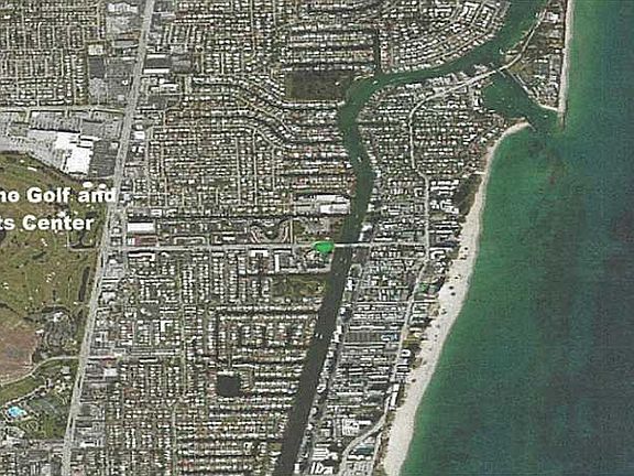 3rd image of 2900 NE 14th Street Causeway #711